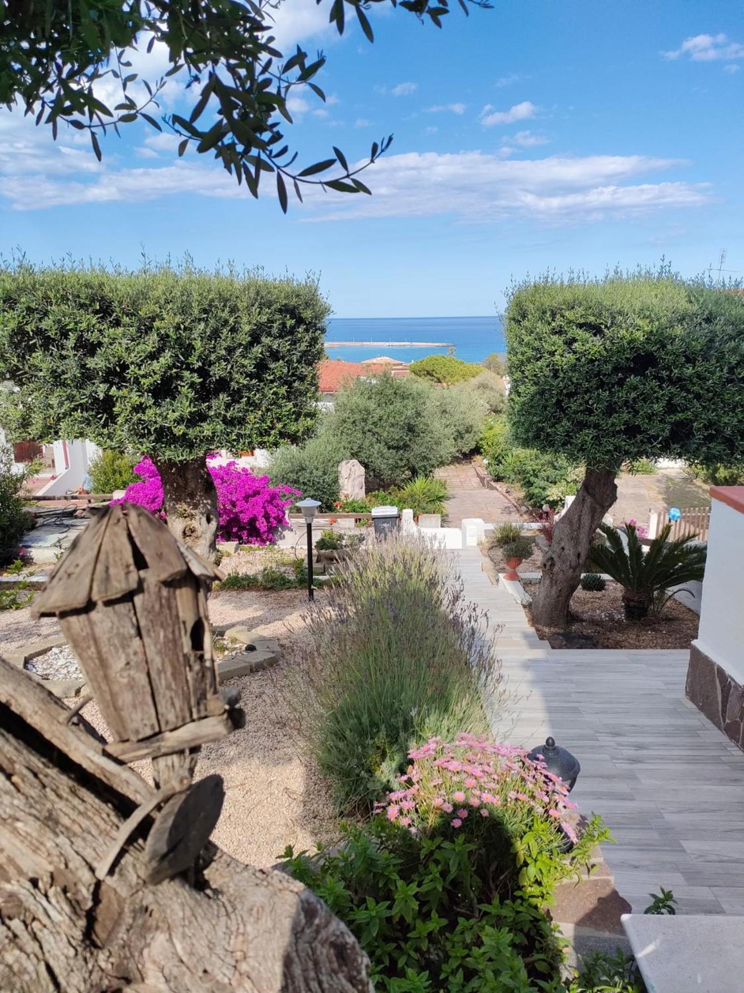 Вилла Sweethouse Pula Porto Columbu - Perd'E Sali Экстерьер фото