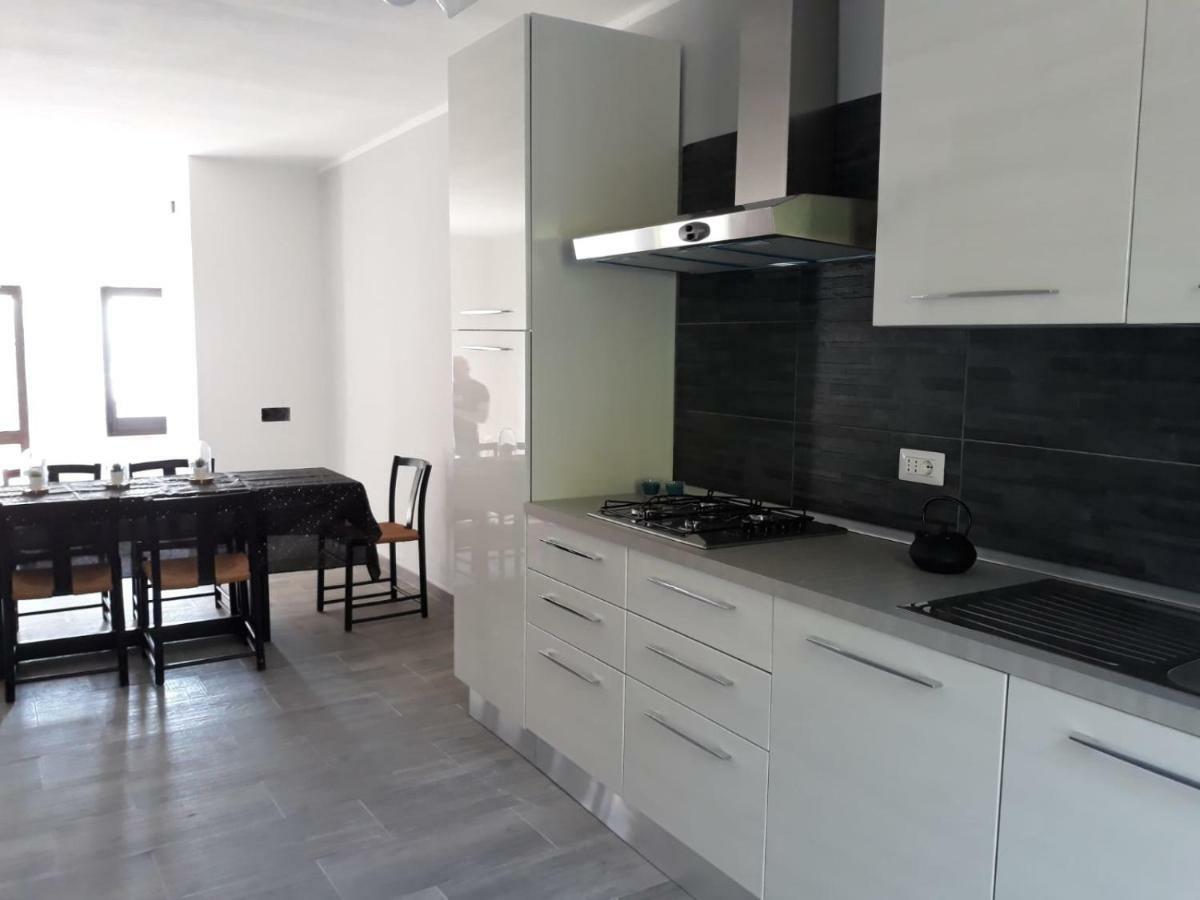 Вилла Sweethouse Pula Porto Columbu - Perd'E Sali Экстерьер фото