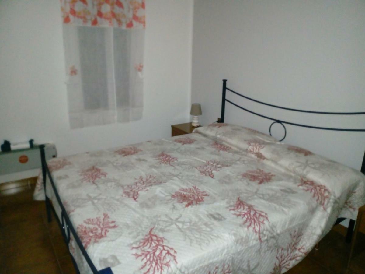 Вилла Sweethouse Pula Porto Columbu - Perd'E Sali Экстерьер фото